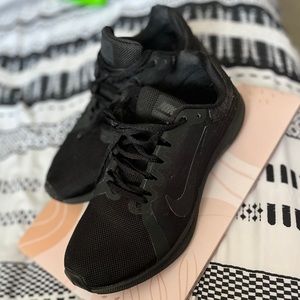 Nike Downshifter Sneakers